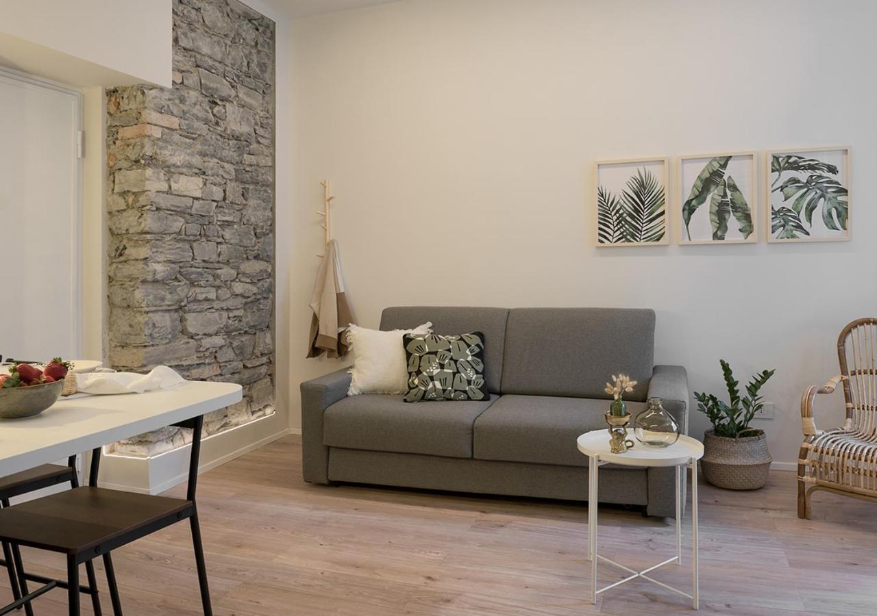 Exclusive Green Apartment - City Center - Como - Near Station Стая снимка